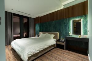 Ένα ή περισσότερα κρεβάτια σε δωμάτιο στο LUXURY VILLA WITH 6 BEDROOMs +11 φωτογραφίες