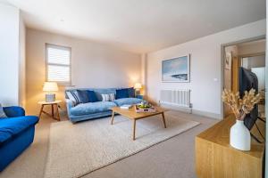 Afbeelding uit fotogalerij van White Horses - Sleeps 2 by Big Skies Cottages in Blakeney