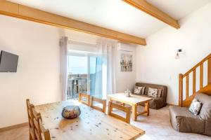 Khu vực ghế ngồi tại Standard 2ch vue mer - Ile Rousse