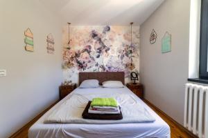 Postel nebo postele na pokoji v ubytování Villa Sunshine + 37 fotografií