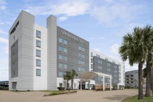 a rendering of the santander hotel and resort w obiekcie SpringHill Suites Houston Intercontinental Airport w mieście Houston