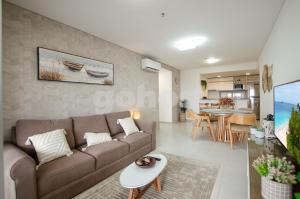 Posezení v ubytování Contemporary Apartment In Boggiani Avenue