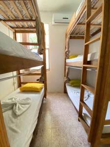 Postel nebo postele na pokoji v ubytování Hostel Sol da Barra