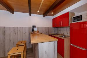 Kuchyň nebo kuchyňský kout v ubytování Villa Meier Wohnung 3 + 4 fotografie