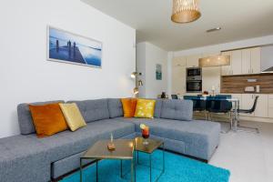 Kuchyň nebo kuchyňský kout v ubytování Blue4 Apartment