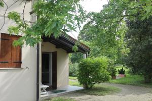 Zahrada ubytování Holiday Home Giaron