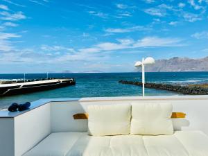 a view of the ocean from a boat at Canaryislandshost I Marino in Famara
