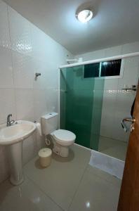 Bilik mandi di Casa de campo aldeia - pe