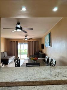 Un lugar para sentarse en Aca Suites Ixtapa