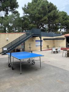 Stolní tenis v ubytování MOBIL HOME 4 à 6 PERS Le Canet en Roussillon nebo okolí