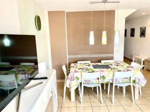 Posezení v ubytování Tenerifeopenhome Townhouse Oasis Fañabe 40
