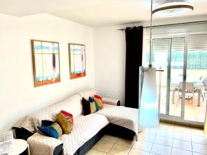 Posezení v ubytování Tenerifeopenhome Townhouse Oasis Fañabe 40