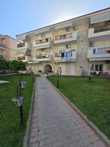 Gallery image of Izabela Apartments in Pefkohori