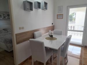 Posedenie v ubytovaní Apartment Megy