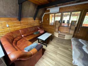 Foto dalla galleria di Leveleki Vándor Vendégház a Levelek