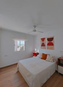 Postel nebo postele na pokoji v ubytování Torremolinos Olsen