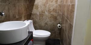 Un baño de Intimate & Complete Studio in Anzures