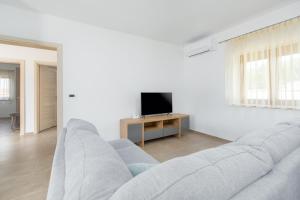 Fotografie z fotogalerie ubytování Villa Prenci private Pool v destinaci Tinjan