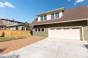 Το κτήριο όπου στεγάζεται  το διαμέρισμα