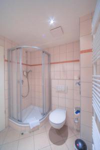 Koupelna v ubytování Strandläufer Classic 216 + 8 fotografií