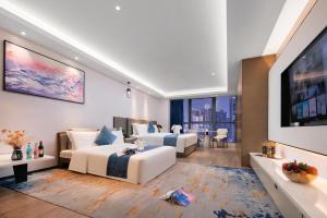 A seating area at Changsha Zealandia Serviced Apartment