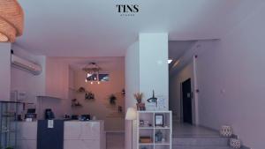 A kitchen or kitchenette at Tins Hotel City - Athens