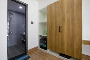 Ванна кімната в FIRST Studio Hotel Da Nang