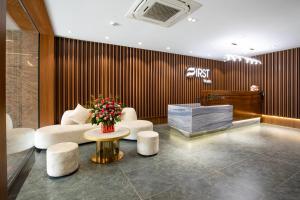 Зона вітальні в FIRST Studio Hotel Da Nang