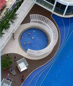 Πισίνα στο ή κοντά στο The Family Troika - 1 Bedroom -