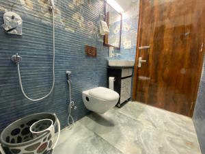 Koupelna v ubytování Golden Homestay