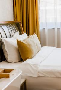 En eller flere senge i et værelse på HIDDEN BANK: Cash