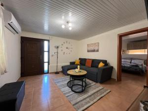 Posezení v ubytování Daras House