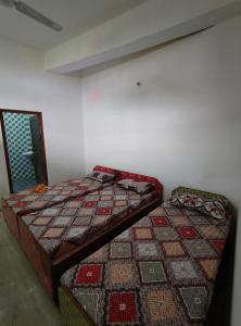 Fotografie z fotogalerie ubytování Hotel श्री KedarAshirwad v destinaci Gupta Kāshi