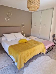 Gallery image of Un coin tropical en Provence ! in LʼIsle-sur-la-Sorgue