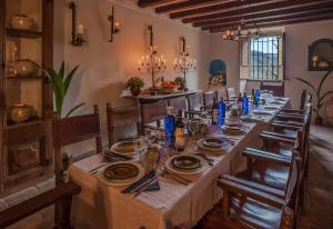 En restaurant eller et spisested på Villa Catalina Sitges