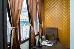 Παροχές για τσάι/καφέ στο Hotel Siddhi Vinayak Regency, Mg Marg
