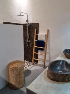 Фотография из галереи Villa Luna Resort в городе Selat +35 фотографий