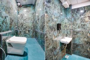 2 fotos de un baño con aseo y lavabo en FabHotel Royal King I, en Surat