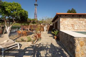 A garden outside Ariadni Villas Faliraki