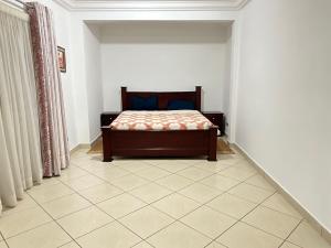 Ένα ή περισσότερα κρεβάτια σε δωμάτιο στο Luxurious 3-Bedroom Ground Floor Apartment with Pool View in Prestigious Villagio +10 φωτογραφίες