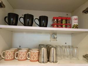 Принадлежности для чая и кофе в Mansha niwas - kahana home