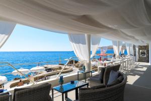 a view of the ocean from a boat at Grand Hotel Tritone in Praiano