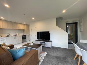 Dapur atau dapur kecil di Luxury CBD 2 Bed 2 Baths