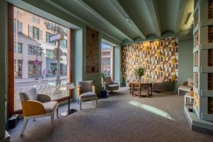 Posedenie v ubytovaní Atarazanas Málaga Boutique Hotel