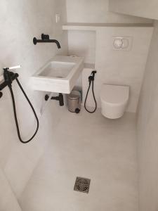 Łazienka w obiekcie Estepona - Playa - 1 dormitorio con terraza solárium Mi17