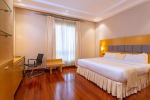 Three Steers Hotel客房内的一张或多张床位