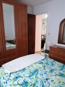 Ένα ή περισσότερα κρεβάτια σε δωμάτιο στο Apartamento Eume en Pontedeume