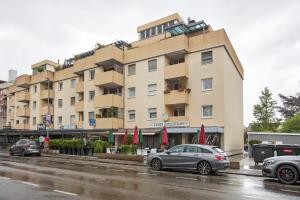 Το κτήριο όπου στεγάζεται  το διαμέρισμα