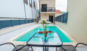 Piscina di Apartments Gallery M and A - with pool o nelle vicinanze