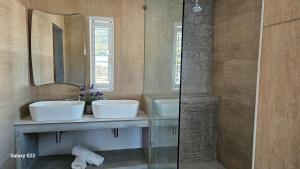 Gallery image of 10 on Flora Close in Hout Bay